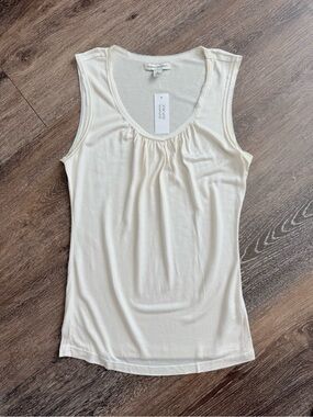 Banana Republic Ivory Scoop Neck Tank
